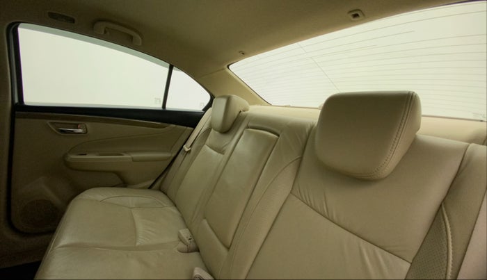 2018 Maruti Ciaz ALPHA  AT 1.5 SHVS PETROL, Petrol, Automatic, 79,816 km, Right Side Rear Door Cabin