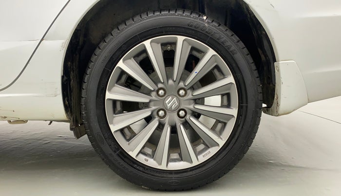 2018 Maruti Ciaz ALPHA  AT 1.5 SHVS PETROL, Petrol, Automatic, 79,816 km, Left Rear Wheel