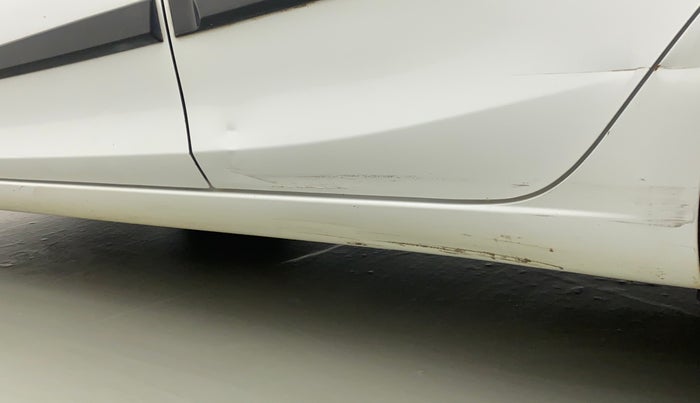 2018 Maruti Ciaz ALPHA  AT 1.5 SHVS PETROL, Petrol, Automatic, 79,816 km, Left running board - Slightly dented