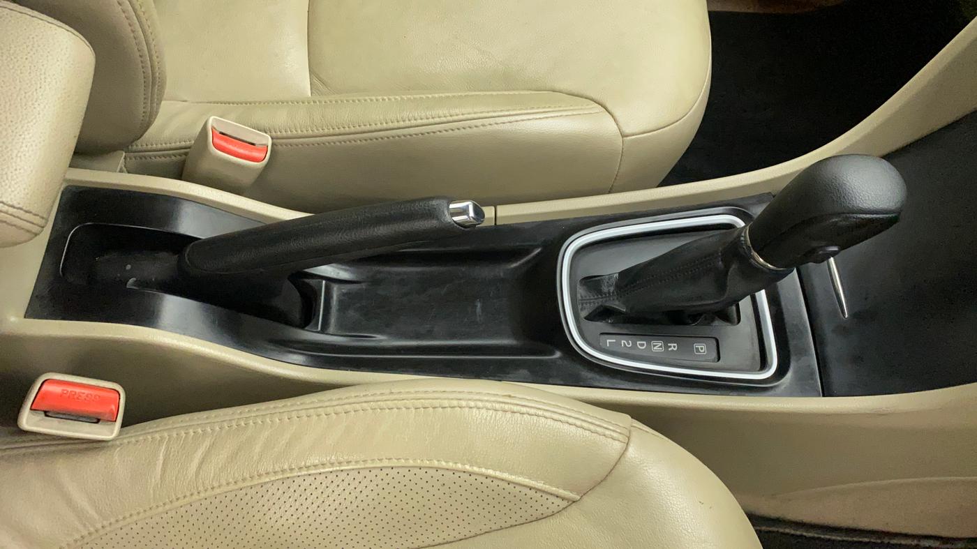 2018 Maruti Ciaz ALPHA  AT 1.5 SHVS PETROL, Petrol, Automatic, 79,816 km, Gear Lever