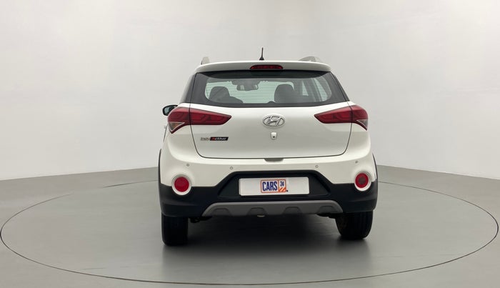 2016 Hyundai i20 Active 1.2 S, Petrol, Manual, 1,36,572 km, Back/Rear