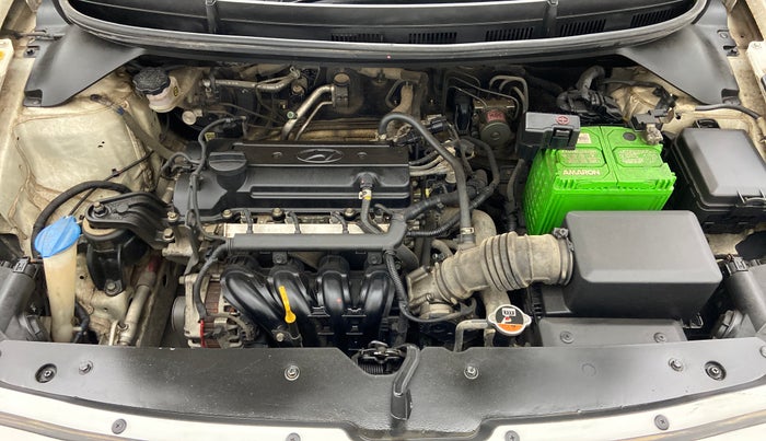 2016 Hyundai i20 Active 1.2 S, Petrol, Manual, 1,36,572 km, Open Bonet