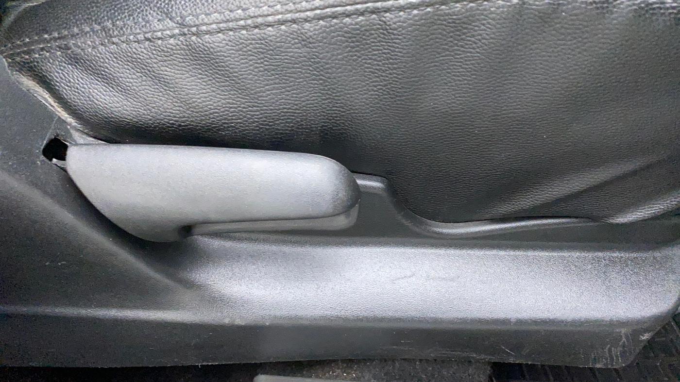 2019 Maruti Vitara Brezza VDI, Diesel, Manual, 24,670 km, Driver Side Adjustment Panel