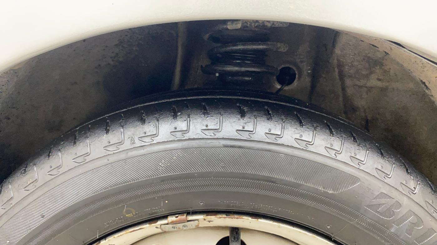 2018 Maruti IGNIS SIGMA 1.2, Petrol, Manual, 95,105 km, Left Front Tyre Tread
