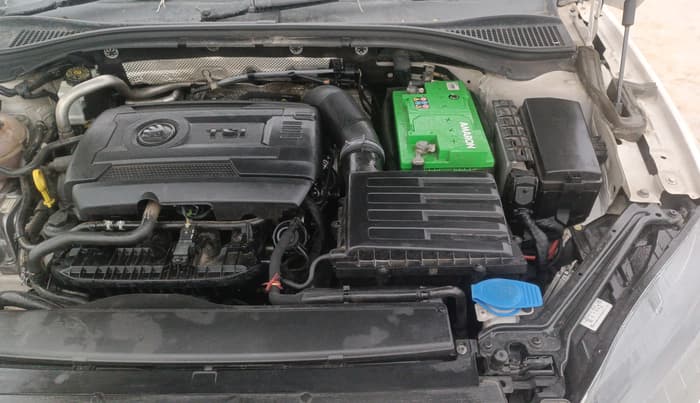 2017 Skoda Superb L&K 1.8 TSI AT, Petrol, Automatic, 80,121 km, Engine View - Left