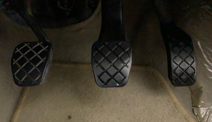 2012 Volkswagen Polo COMFORTLINE 1.2L PETROL, Petrol, Manual, 76,949 km, Pedals