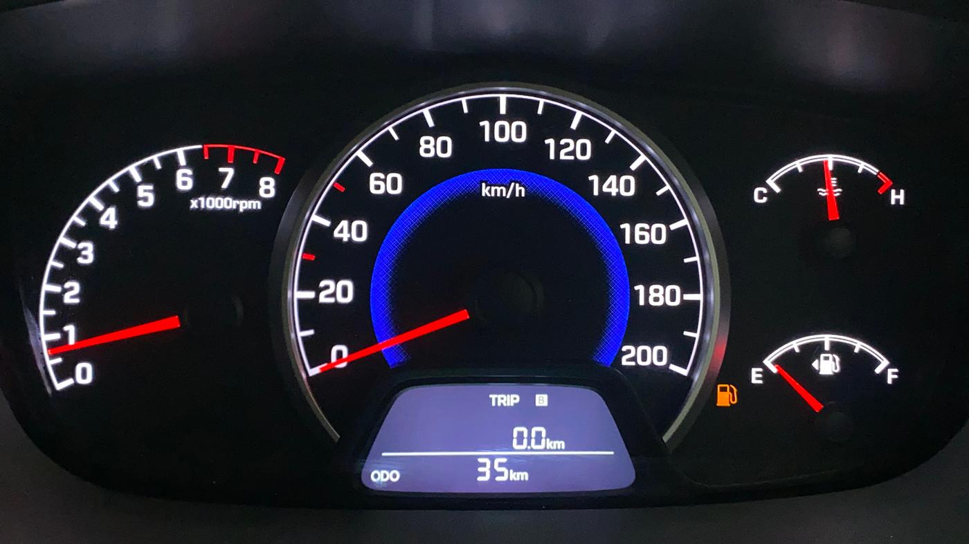 2020 Hyundai Grand i10 SPORTZ 1.2 KAPPA VTVT, Petrol, Manual, 5,750 km, Odometer Image