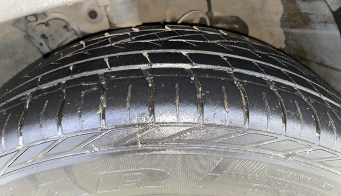 2020 Hyundai VENUE SX PLUS 1.0 TURBO DCT, Petrol, Automatic, 51,905 km, Left Front Tyre Tread