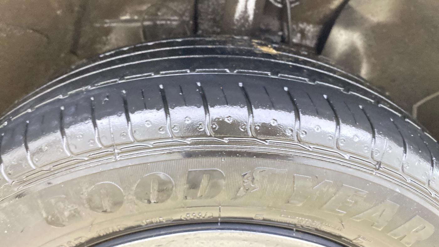 2024 Hyundai VENUE SX 1.2 PETROL, Petrol, Manual, 38,375 km, Right Front Tyre Tread