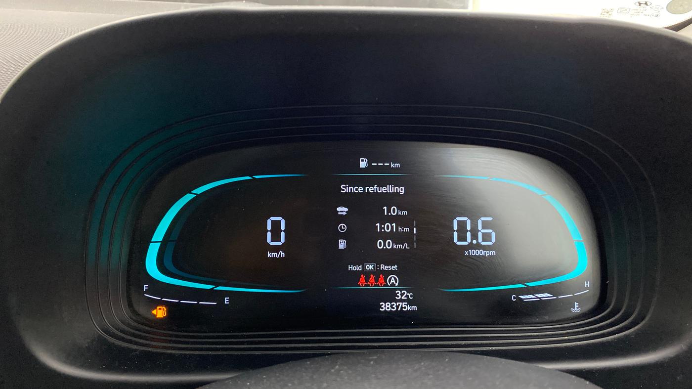2024 Hyundai VENUE SX 1.2 PETROL, Petrol, Manual, 38,375 km, Odometer Image