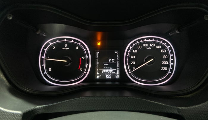 2019 Maruti Vitara Brezza ZDI PLUS, Diesel, Manual, 1,22,521 km, Odometer Image