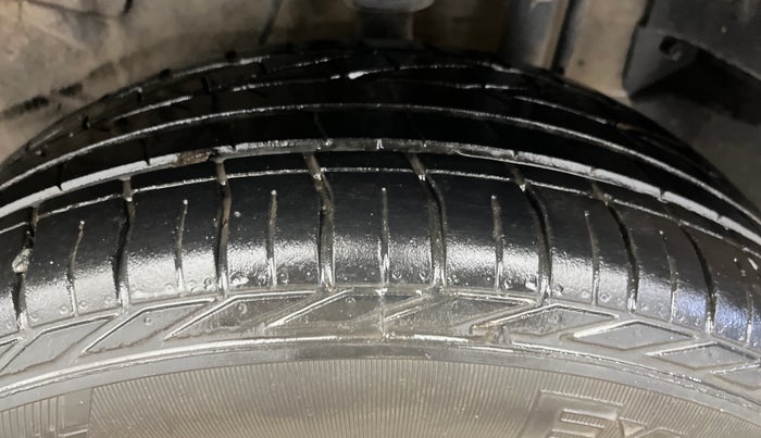 2018 Tata NEXON XZA PLUS PETROL, Petrol, Automatic, 29,932 km, Left Rear Tyre Tread