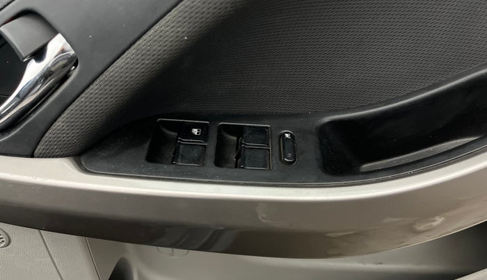 2018 Tata NEXON XZA PLUS PETROL, Petrol, Automatic, 29,932 km, Driver Side Door Panels Control