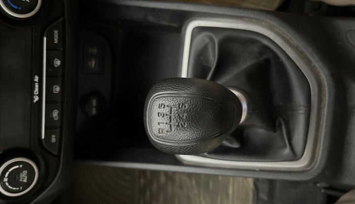 2016 Hyundai Creta SX PLUS 1.6 PETROL, Petrol, Manual, 54,135 km, Gear Lever