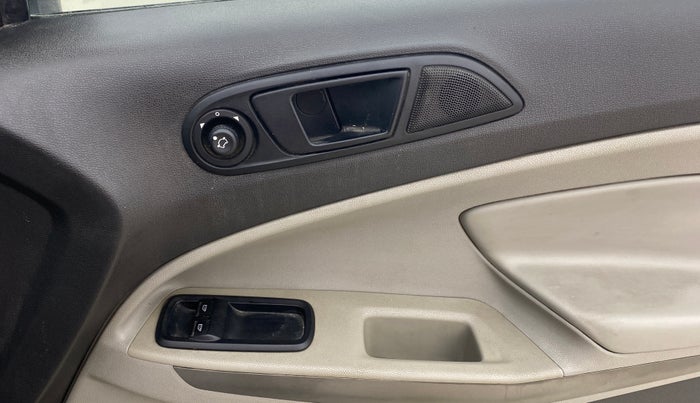 2014 Ford Ecosport AMBIENTE 1.5L PETROL, Petrol, Manual, 73,047 km, Driver Side Door Panels Control