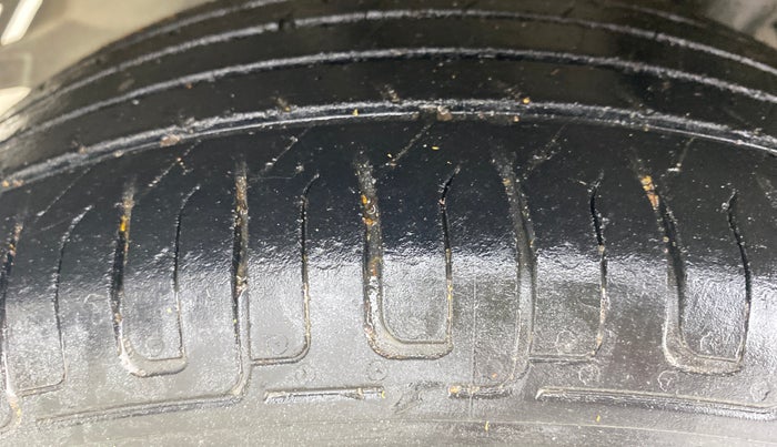 2014 Ford Ecosport AMBIENTE 1.5L PETROL, Petrol, Manual, 73,047 km, Left Front Tyre Tread