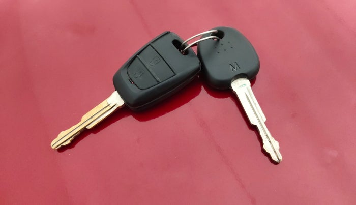 2019 Hyundai NEW SANTRO SPORTZ CNG, CNG, Manual, 1,07,083 km, Key Close Up