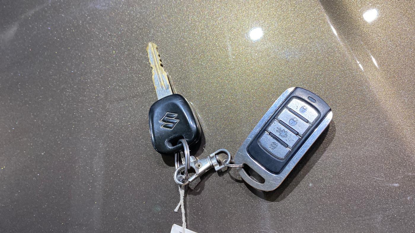 2013 Maruti Wagon R 1.0 LXI, Petrol, Manual, 35,260 km, Key Close Up