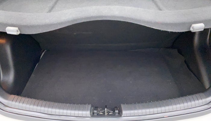 2014 Hyundai Grand i10 ASTA AT 1.2 KAPPA VTVT, Petrol, Automatic, 33,131 km, Boot Inside