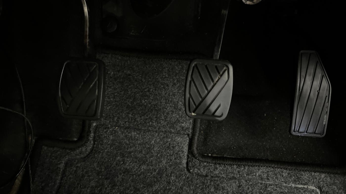2020 Maruti New Wagon-R LXI CNG 1.0, CNG, Manual, 76,877 km, Pedals