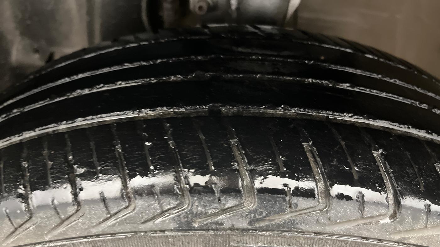 2020 Maruti New Wagon-R LXI CNG 1.0, CNG, Manual, 76,877 km, Left Front Tyre Tread