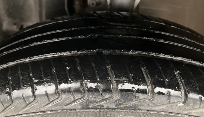 2020 Maruti New Wagon-R LXI CNG 1.0, CNG, Manual, 76,877 km, Left Front Tyre Tread