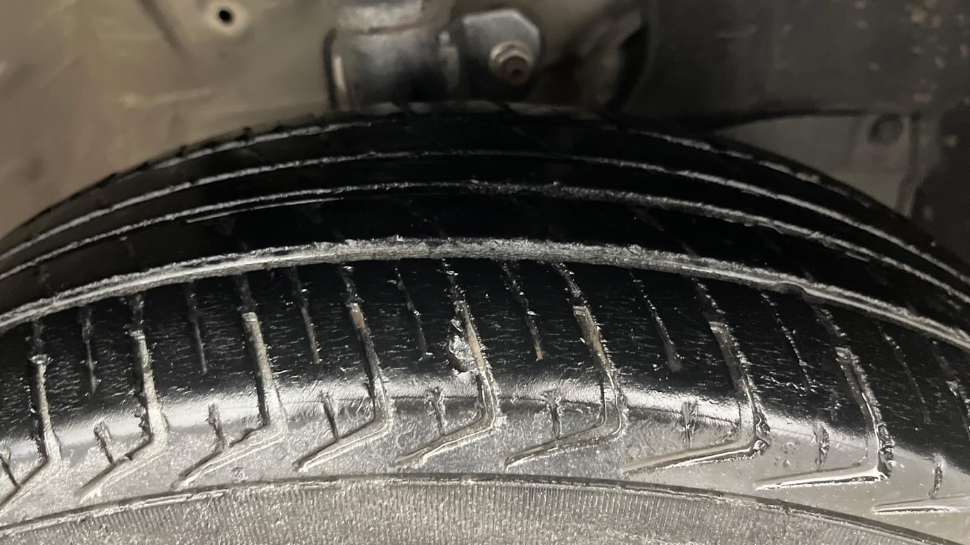 2020 Maruti New Wagon-R LXI CNG 1.0, CNG, Manual, 76,877 km, Right Front Tyre Tread