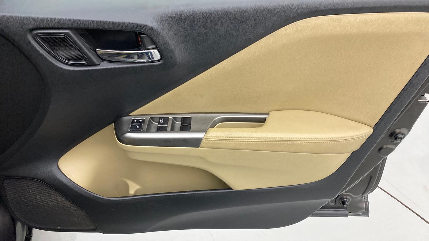 2016 Honda City 1.5L I-VTEC VX, Petrol, Manual, 82,468 km, Driver Side Door Panels Control