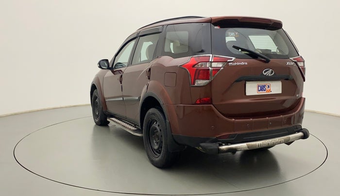 2018 Mahindra XUV500 W7, Diesel, Manual, 94,212 km, Left Back Diagonal