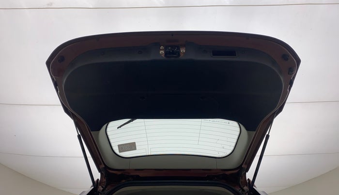 2018 Mahindra XUV500 W7, Diesel, Manual, 94,212 km, Boot Door Open