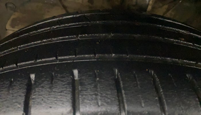 2021 Toyota Glanza G CVT, Petrol, Automatic, 54,947 km, Left Front Tyre Tread