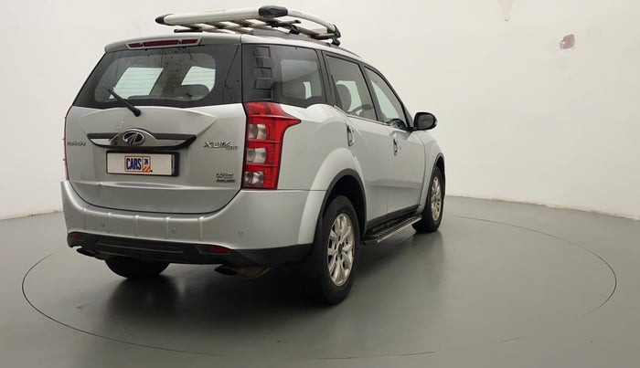 2016 Mahindra XUV500 W10 AT, Diesel, Automatic, 49,894 km, Right Back Diagonal