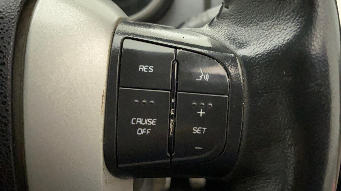 2016 Mahindra XUV500 W10 AT, Diesel, Automatic, 49,894 km, Adaptive Cruise Control