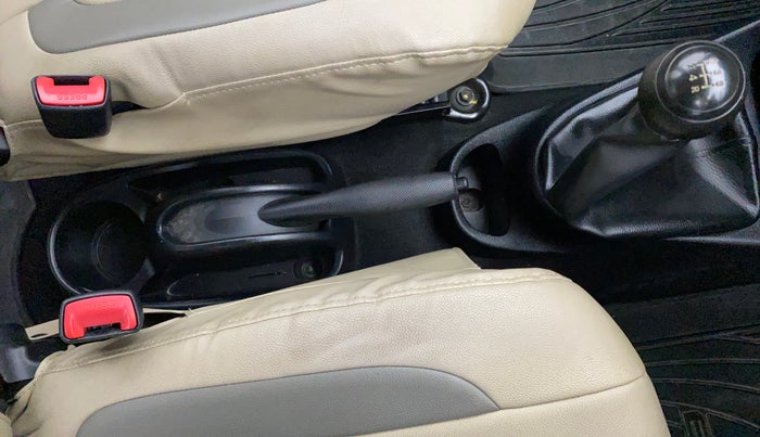 2013 Toyota Etios G, Petrol, Manual, 22,463 km, Gear Lever