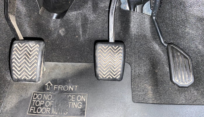 2013 Toyota Etios G, Petrol, Manual, 22,463 km, Pedals