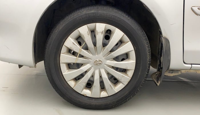 2013 Toyota Etios G, Petrol, Manual, 22,463 km, Left Front Wheel