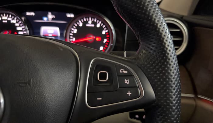 2018 Mercedes Benz E Class E 200 AVANTGARDE, Petrol, Automatic, 32,802 km, Adaptive Cruise Control