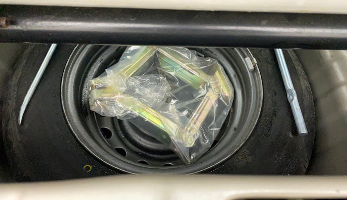 2019 Hyundai NEW SANTRO SPORTZ CNG, CNG, Manual, 89,405 km, Spare Tyre