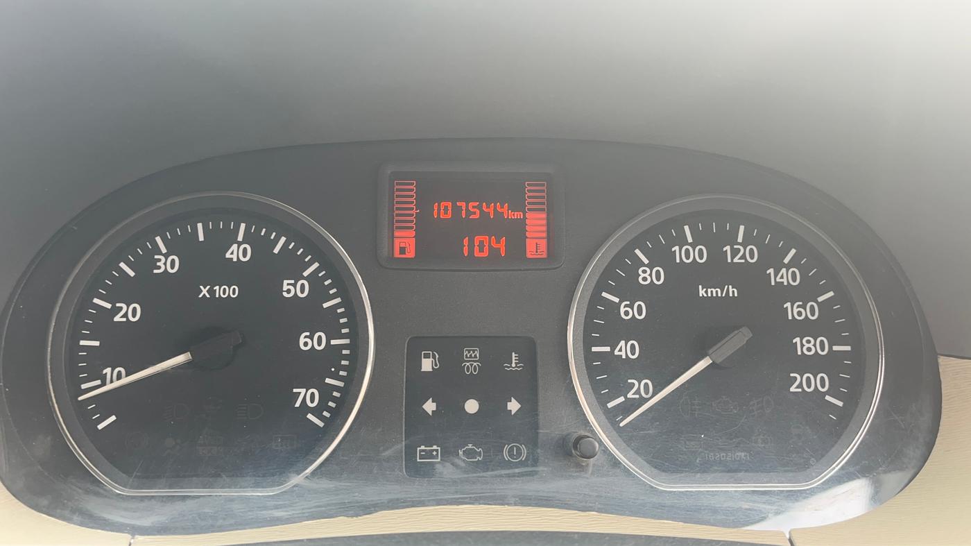 2015 Nissan Terrano XL D PLUS, Diesel, Manual, 1,07,555 km, Odometer Image