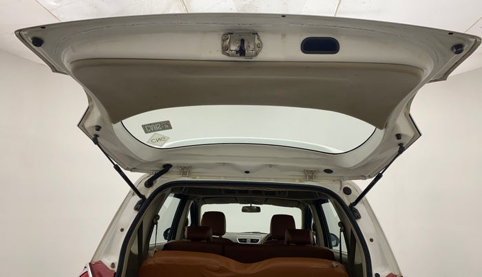 2016 Maruti Ertiga VXI CNG, CNG, Manual, 81,752 km, Boot Door Open