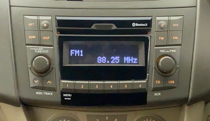 2016 Maruti Ertiga VXI CNG, CNG, Manual, 81,752 km, Infotainment System