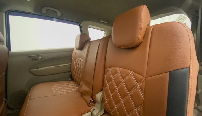 2016 Maruti Ertiga VXI CNG, CNG, Manual, 81,752 km, Right Side Rear Door Cabin