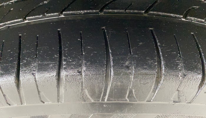 2018 Honda Jazz 1.2L I-VTEC V, Petrol, Manual, 71,811 km, Left Front Tyre Tread