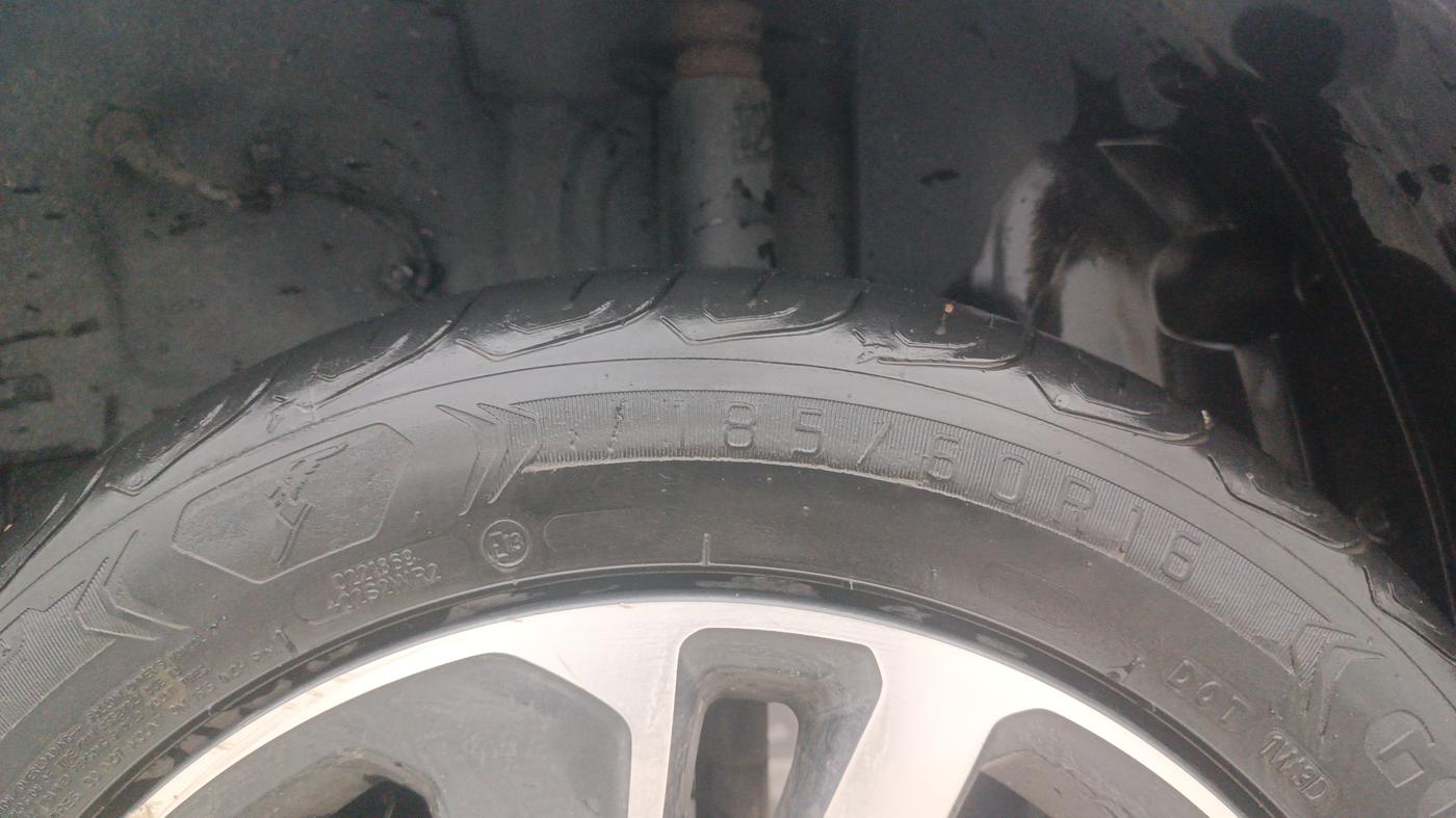 2021 Tata ALTROZ XZ PLUS DIESEL, Diesel, Manual, 45,025 km, Left Rear Tyre Tread
