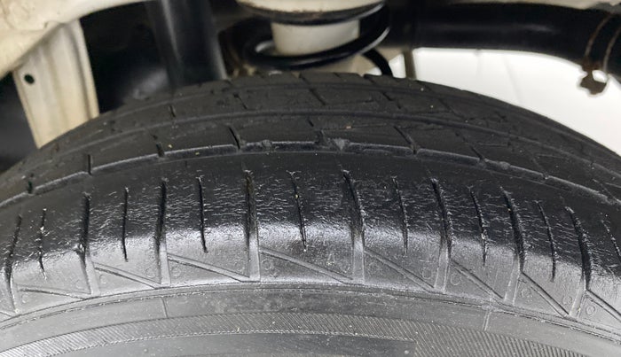 2021 Maruti Alto VXI, Petrol, Manual, 23,125 km, Left Rear Tyre Tread