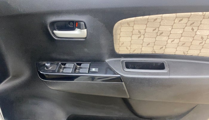 2018 Maruti Wagon R 1.0 VXI+ (O) MT, Petrol, Manual, 22,630 km, Driver Side Door Panels Control