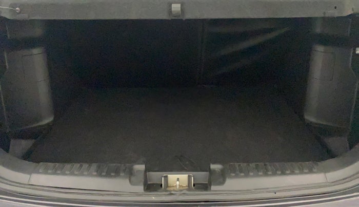 2018 Maruti Vitara Brezza ZDI PLUS AMT, Diesel, Automatic, 73,791 km, Boot Inside