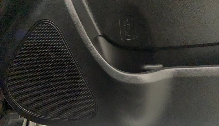 2018 Maruti Vitara Brezza ZDI PLUS AMT, Diesel, Automatic, 73,791 km, Speaker