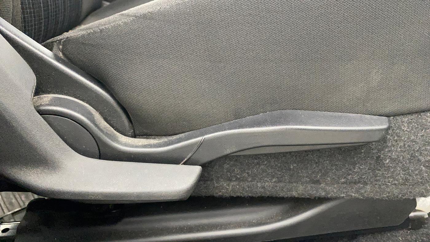 2022 Maruti Baleno ZETA PETROL 1.2, Petrol, Manual, 30,402 km, Driver Side Adjustment Panel