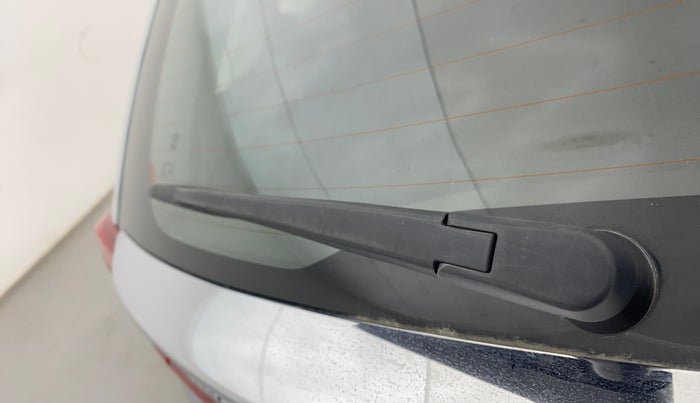 2022 Maruti Baleno ZETA PETROL 1.2, Petrol, Manual, 30,402 km, Rear Wiper